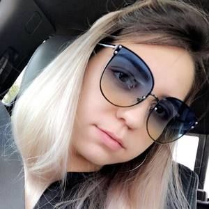 Meet your Posher, Alana carolini